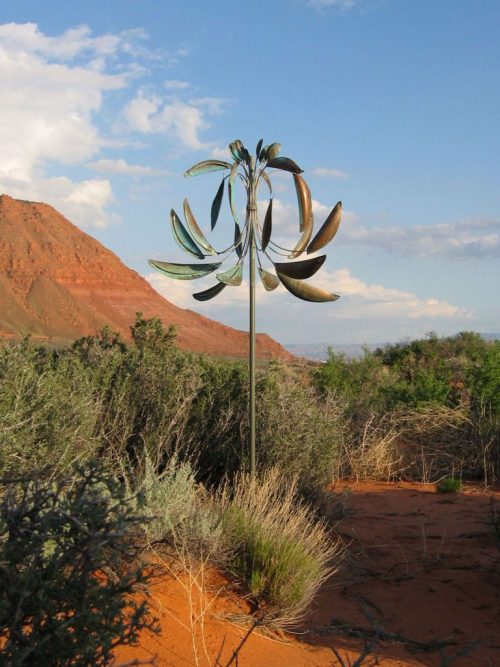 Fleur-de-Lis Wind Sculpture by Utah artist Lyman Whitaker.