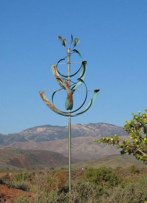 Desert Lily wind Sculpture handcrafted by Lyman Whitaker.