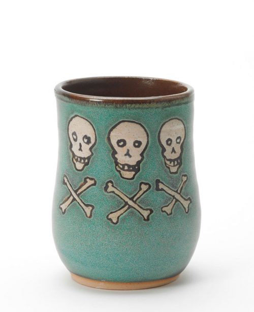 Hog Hill Pottery ceramic pirate cup featuring the flag of Christopher Condent.