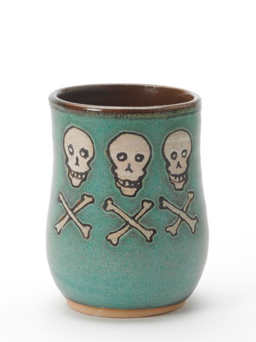 Hog Hill Pottery ceramic pirate cup featuring the flag of Christopher Condent.