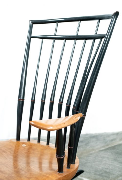 Windsor chair bench by woodworker Eric Cannizzaro.