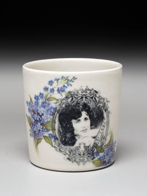 Queens of Country - Loretta Lynn